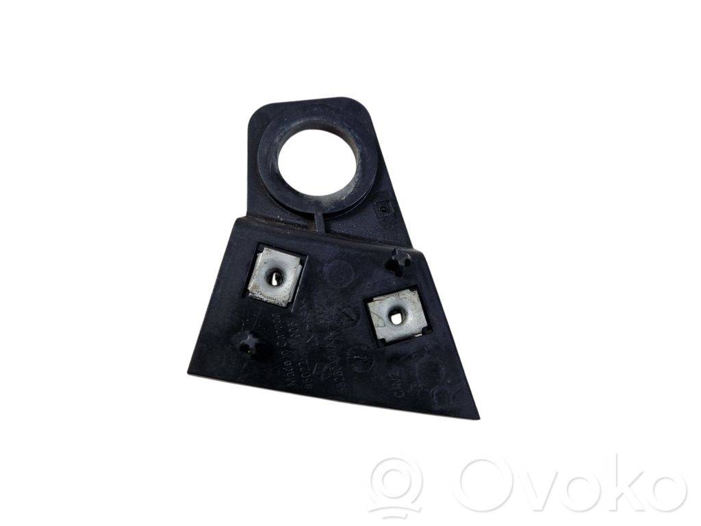 Chrysler Pacifica Headlight/headlamp mounting bracket 