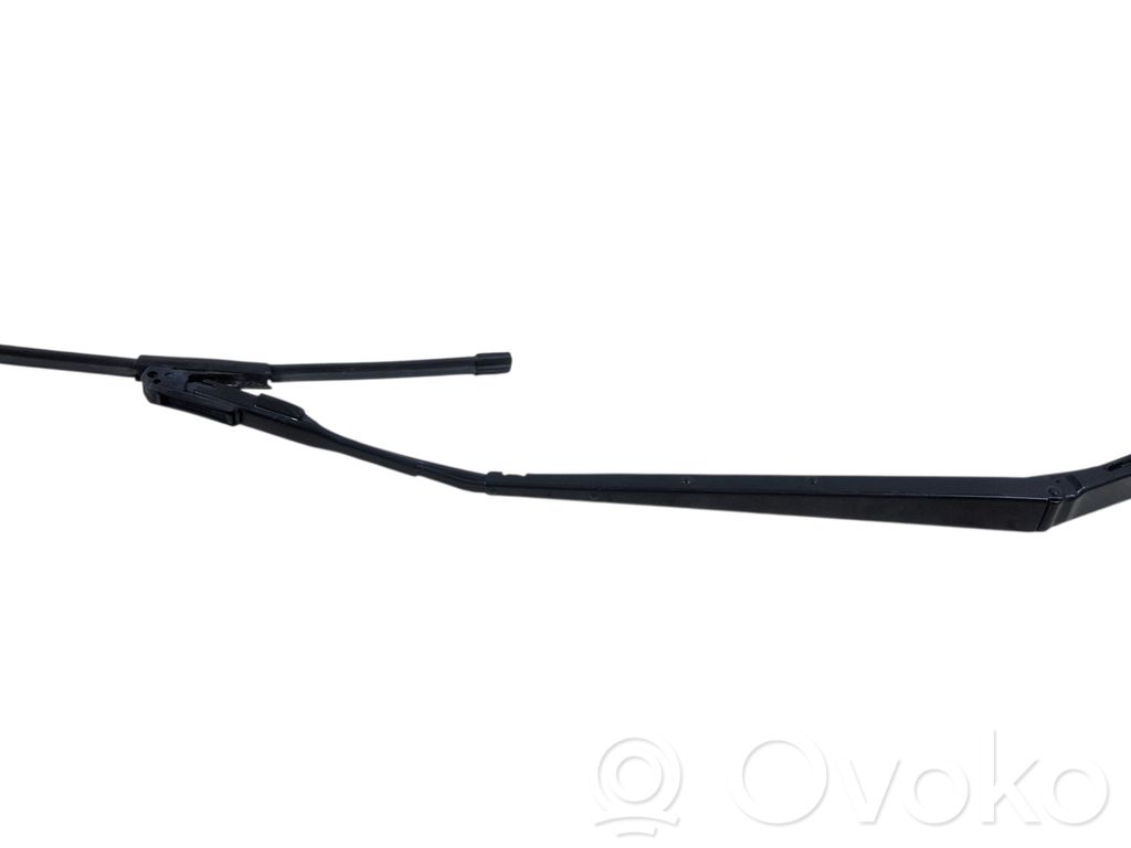 Subaru Forester SK Front wiper blade arm 