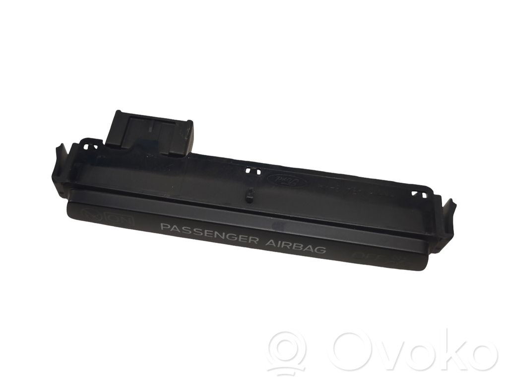 Ford Escape IV Passenger airbag on/off switch 
