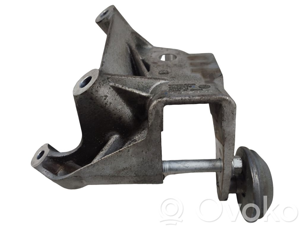 Engine mounting bracket   31430470,AD7VM
