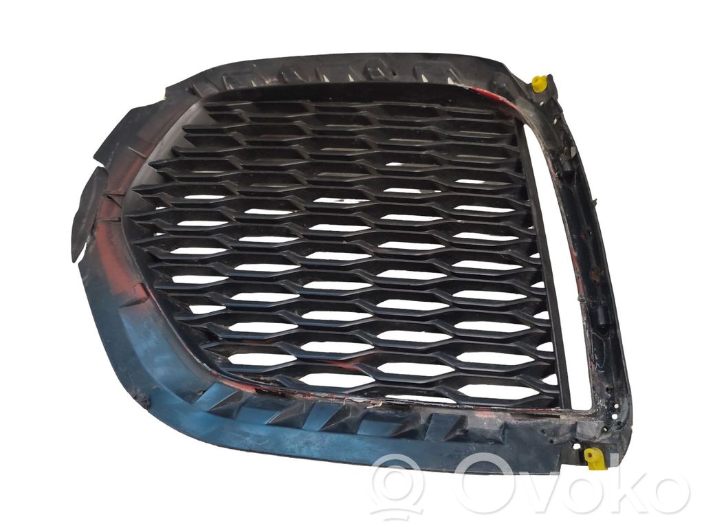 Jaguar E-Pace Front bumper lower grill 