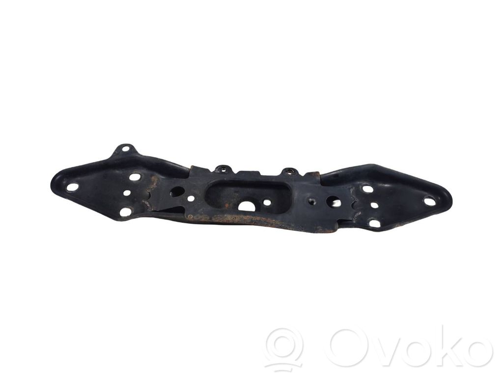 Subaru Outback (BS) Gearbox mounting bracket 