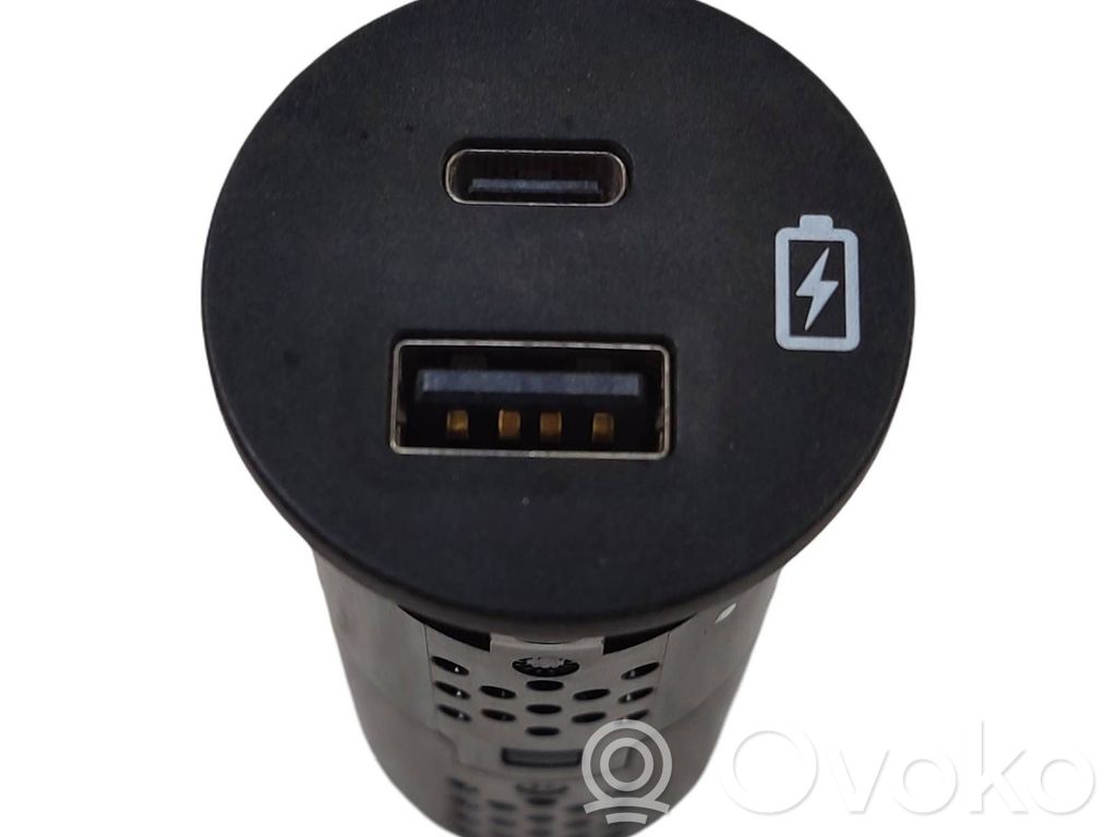 Ford Edge II Enchufe conector USB 