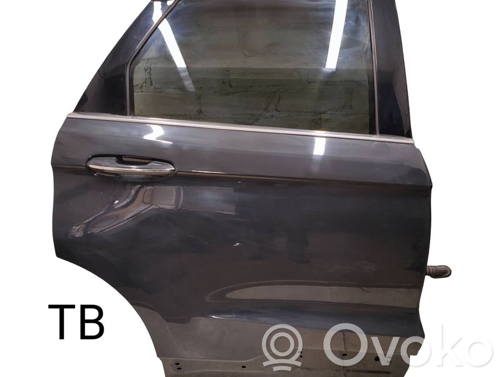 Ford Edge II Aizmugurējās durvis 
