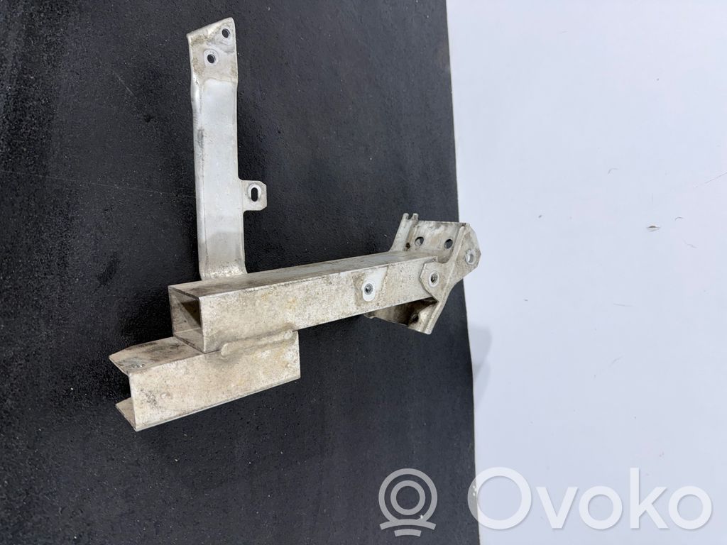 BMW 7 F01 F02 F03 F04 Boczny panel mocowania chłodnicy 