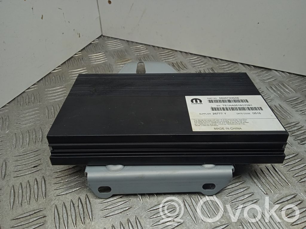 Jeep Grand Cherokee Garso stiprintuvas 