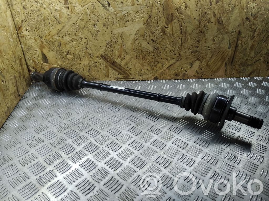 BMW 3 F30 F35 F31 Aizmugurējā pusass 