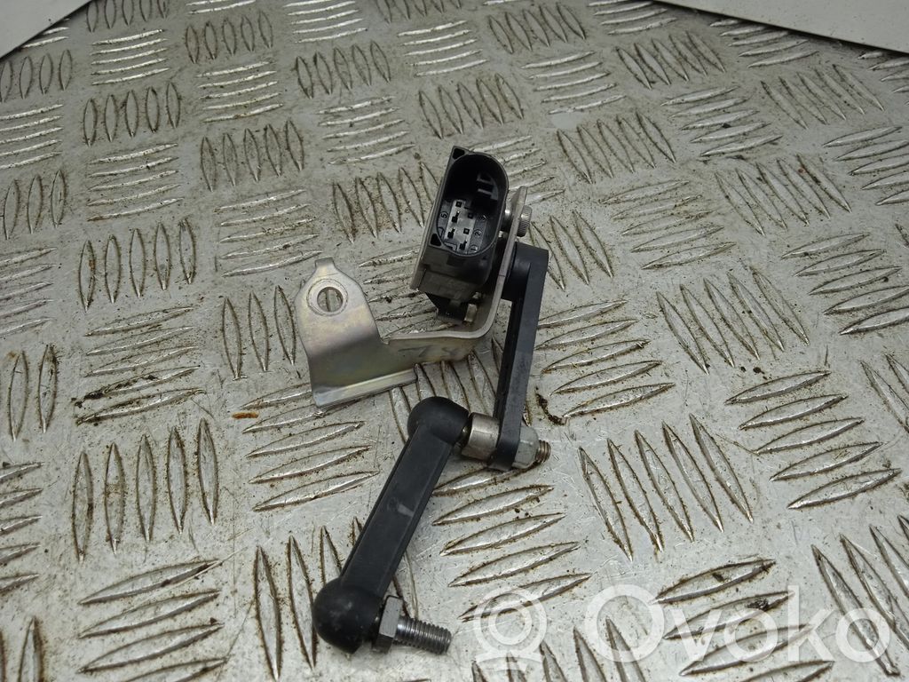 Volvo XC60 Rear air suspension level height sensor 
