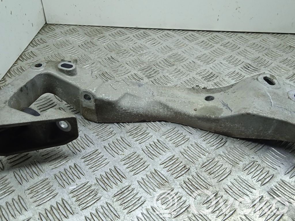 BMW 3 F30 F35 F31 Gearbox mounting bracket 
