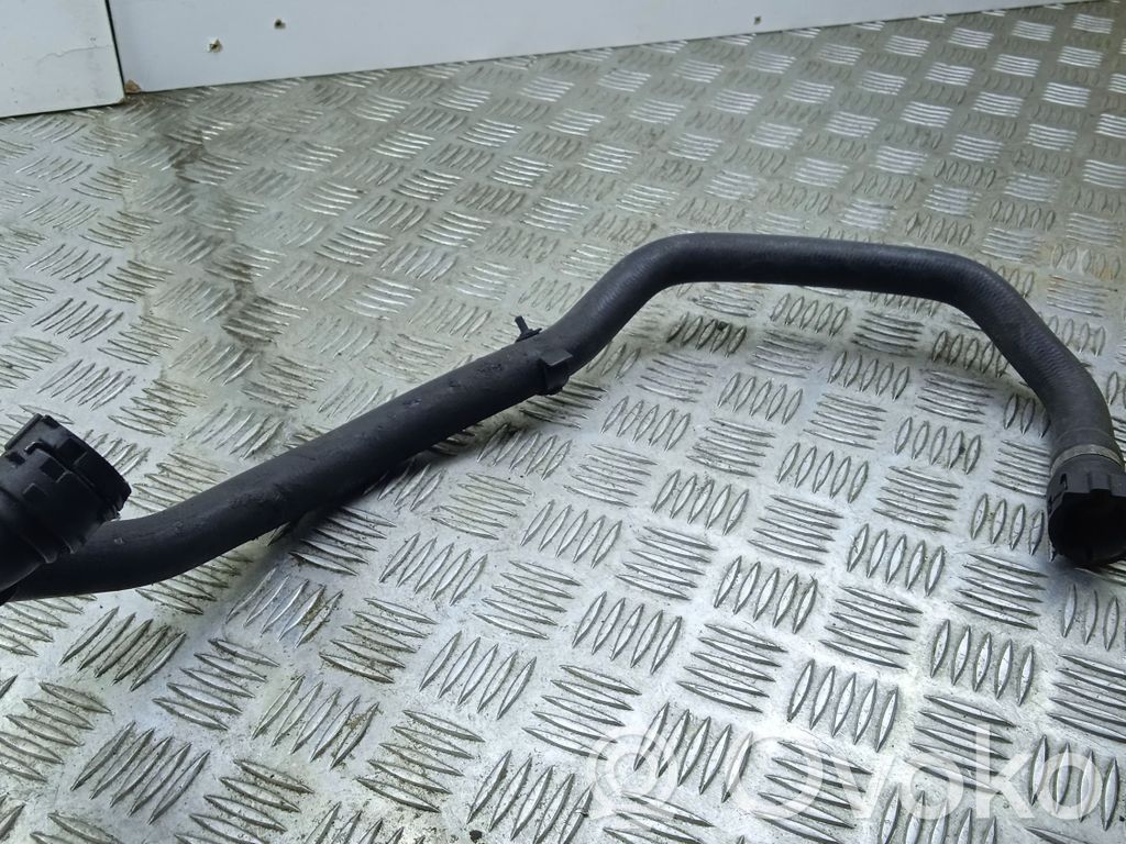 BMW 7 E65 E66 Engine coolant pipe/hose 