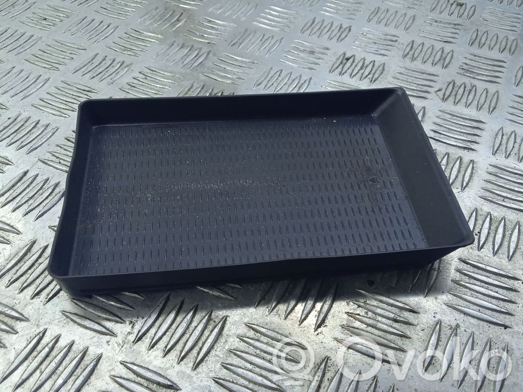 BMW X5 E70 Kita centrinė konsolės (tunelio) detalė 