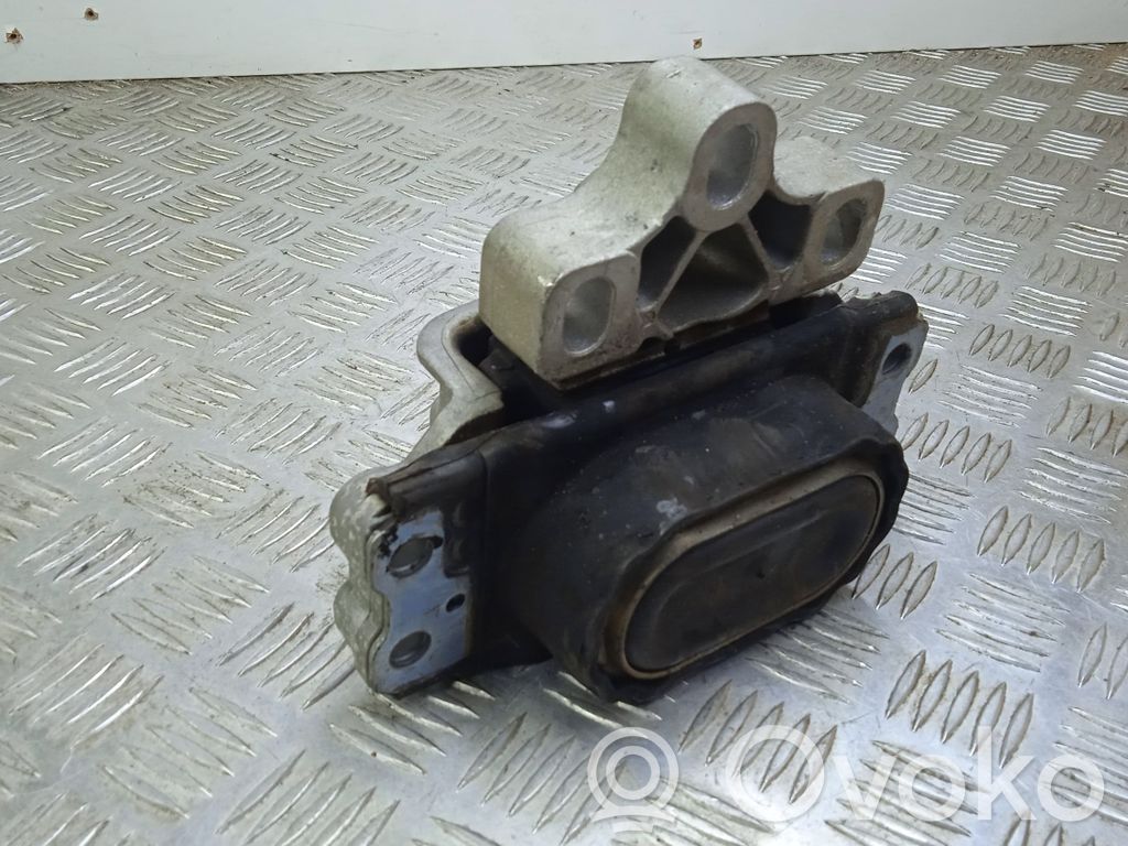 Audi TT TTS Mk2 Engine mount bracket 
