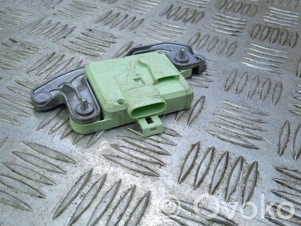 Volvo C70 Airbag deployment crash/impact sensor 