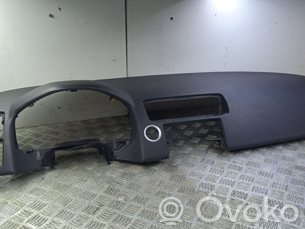 Volvo C70 Панель 