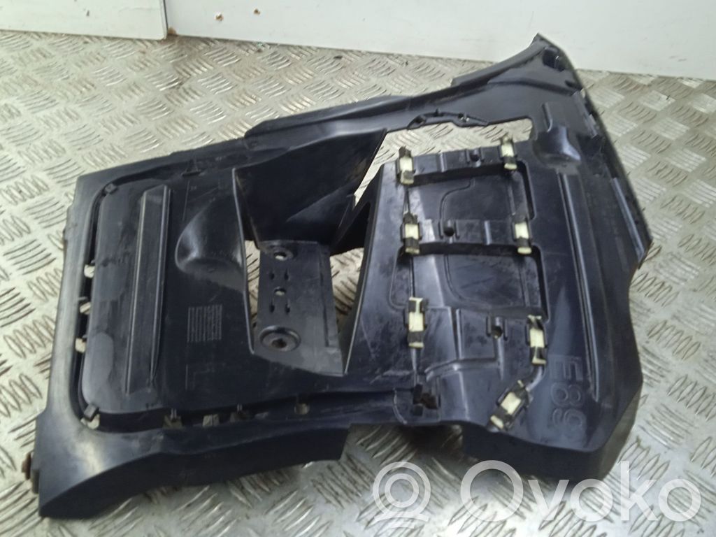 Rear bumper mounting bracket   7192043