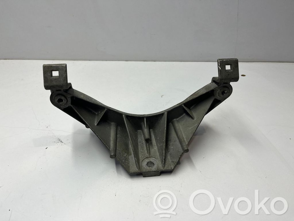 BMW X5 E70 Gearbox mounting bracket 