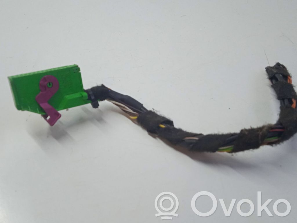Otros cableados   8L0972977C