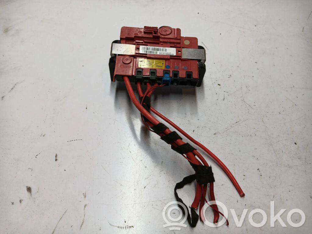 Plusjohtosarja   V49178959