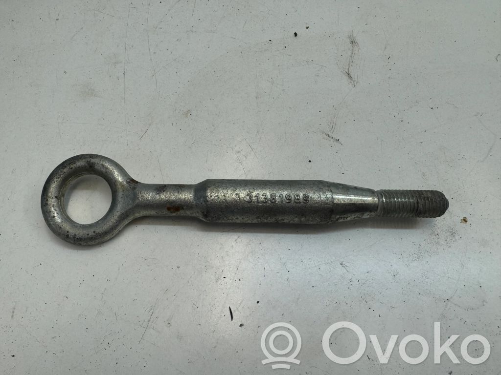 Anillo de remolque   31381989