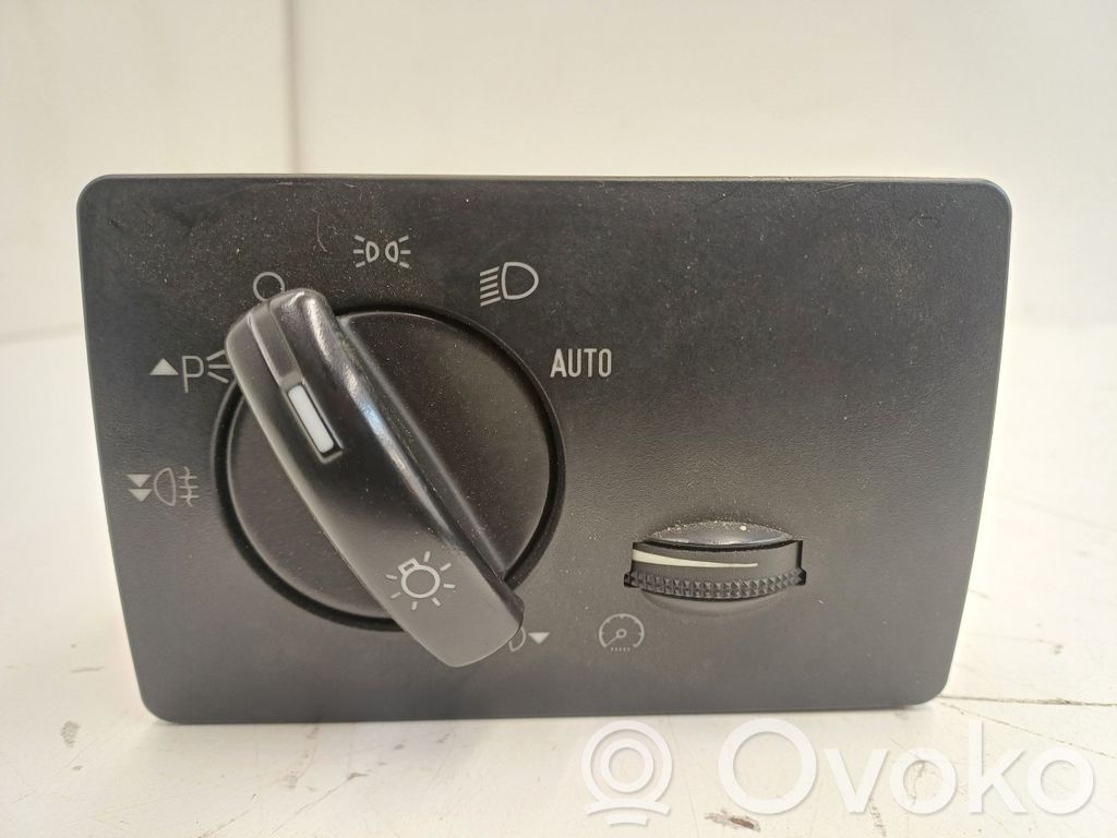 Ford Focus Light switch 