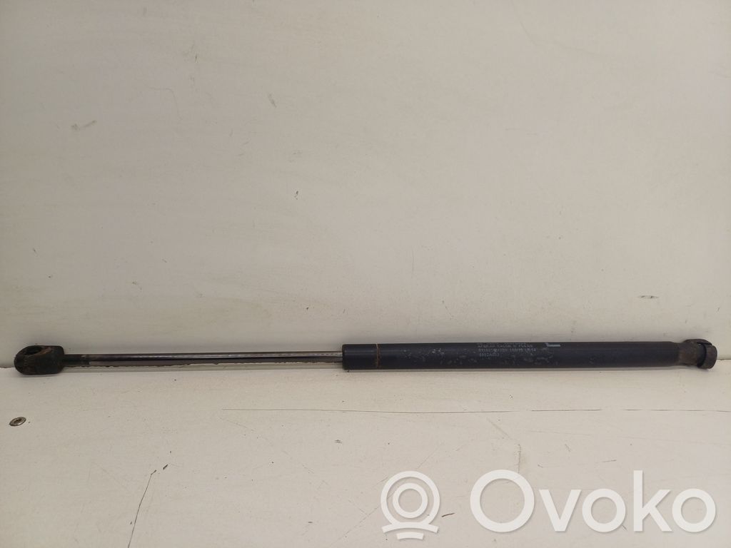 Mitsubishi Outlander Tailgate/trunk strut/damper 