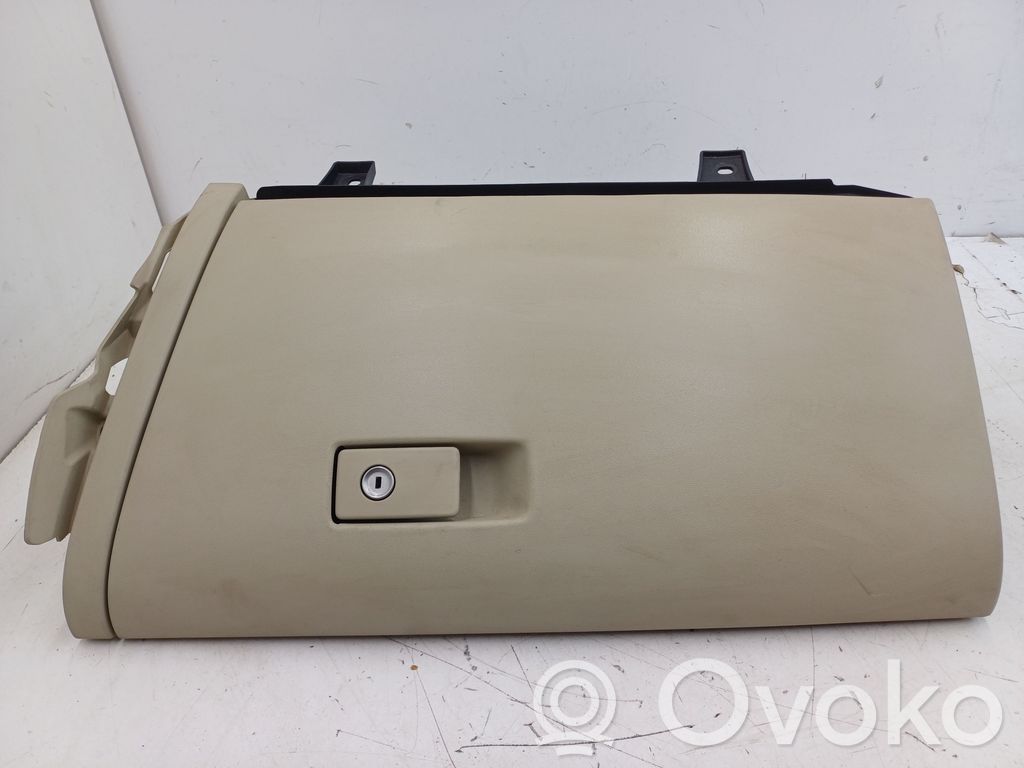 Volvo S60 Daiktadėžė 