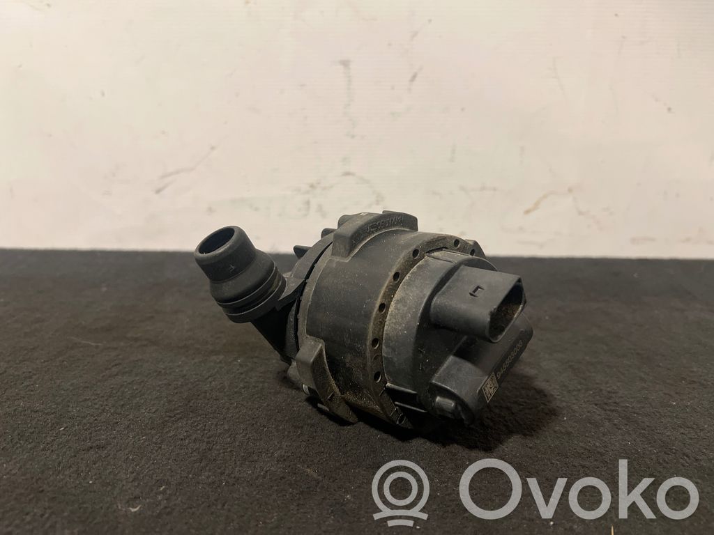 BMW i4 Electric auxiliary coolant/water pump 