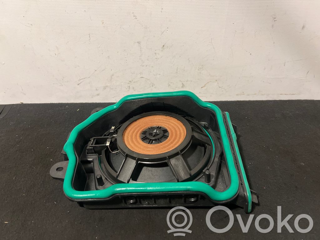 BMW 5 G30 G31 G38 Enceinte subwoofer 