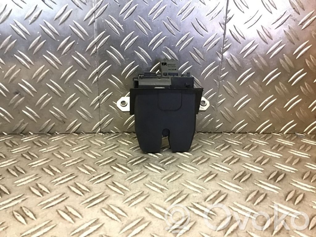 Tailgate/trunk/boot lock/catch/latch