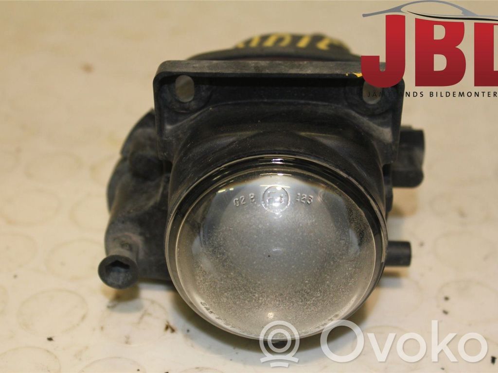 Etusumuvalo   4B0941700