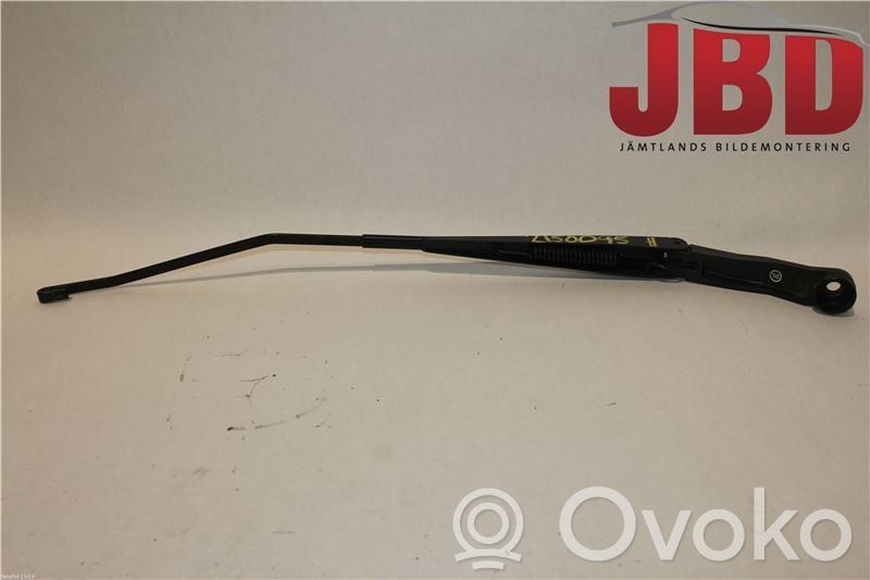 Honda Jazz Front wiper blade arm 