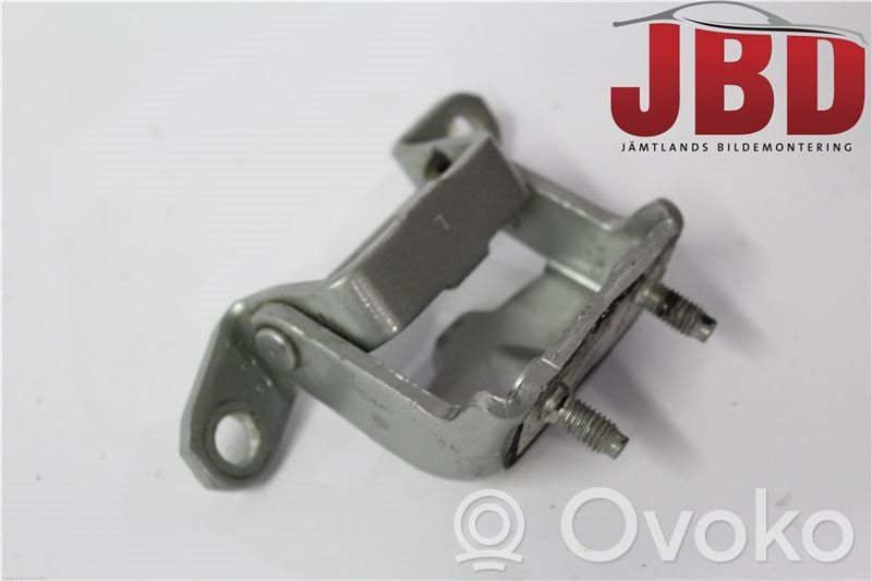 Nissan Note (E12) Rear door upper hinge 