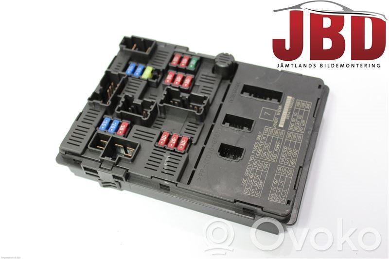 Drošinātāju bloks   284B71HZ4A,284B71HZ4A