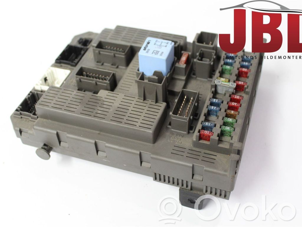 Citroen C5 Fuse module 