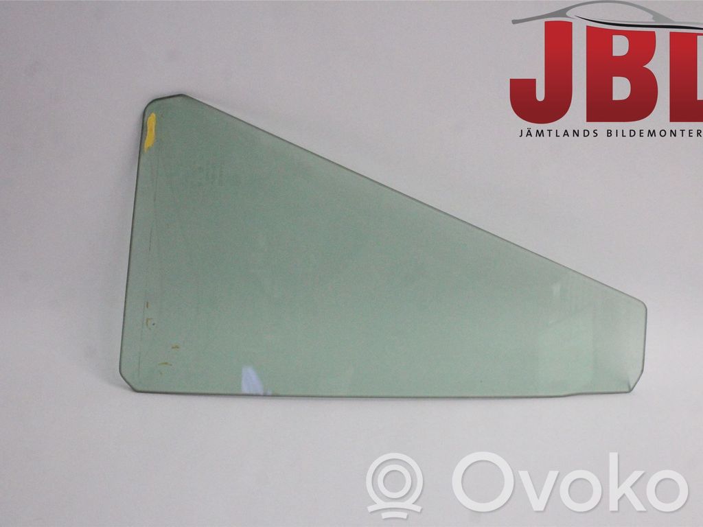 Subaru Outback Ventanilla de ventilación de la puerta trasera 