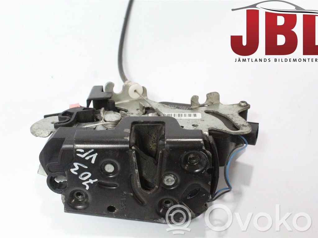 Mercedes-Benz Vito Viano W639 Zamek drzwi przednich 