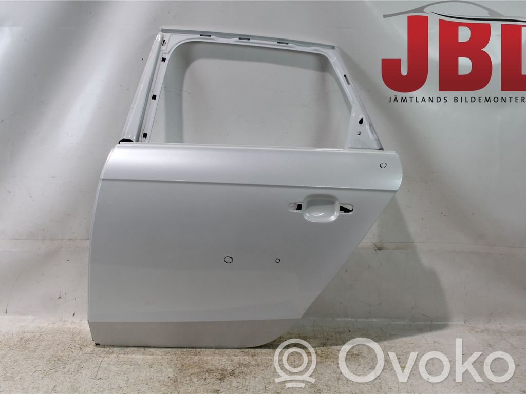 Puerta trasera   8K9833051D