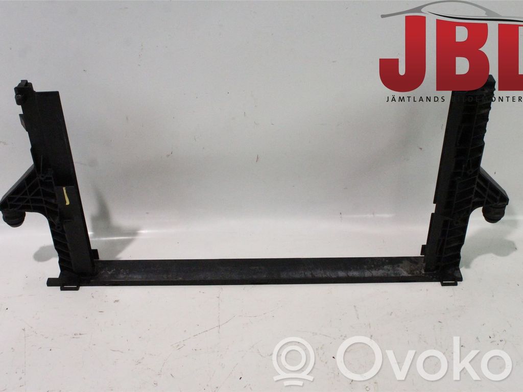 Radiator support slam panel bracket   30714063