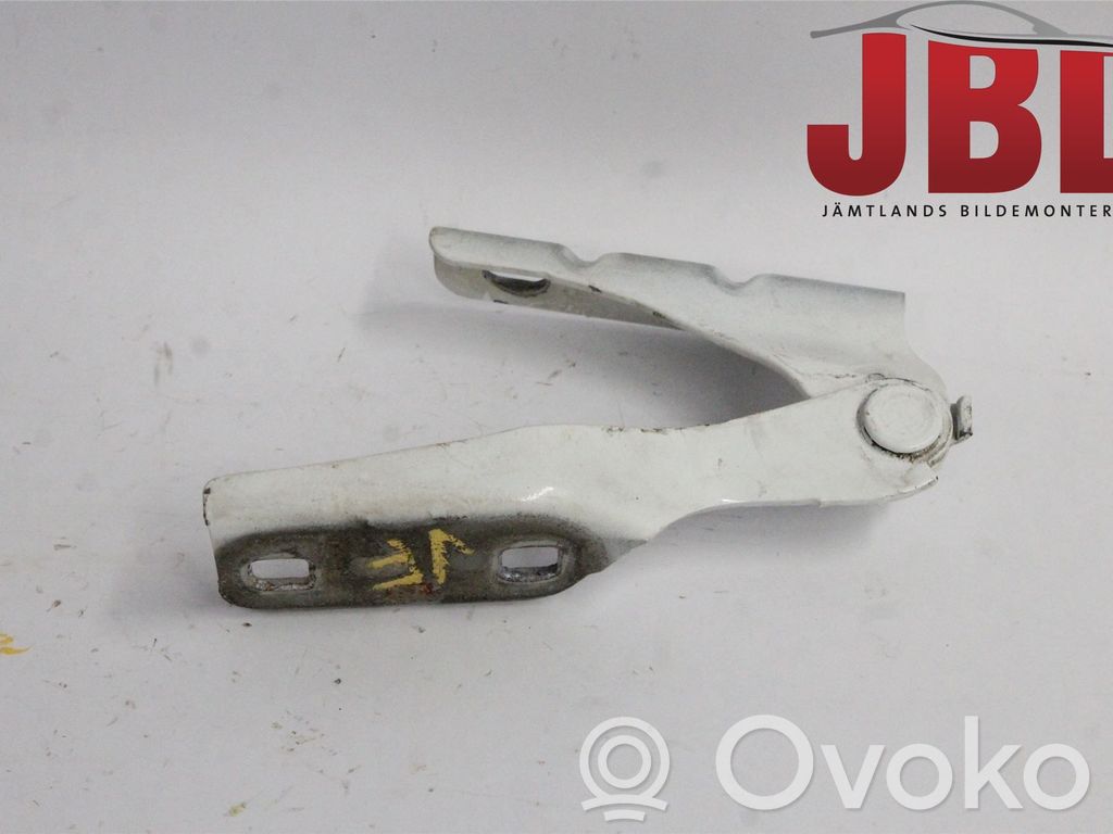 Engine bonnet/hood hinges   1405814