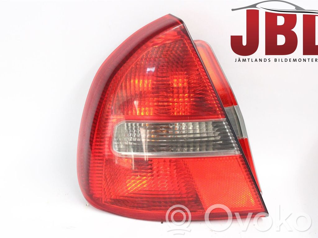 Mitsubishi Carisma Takavalot 