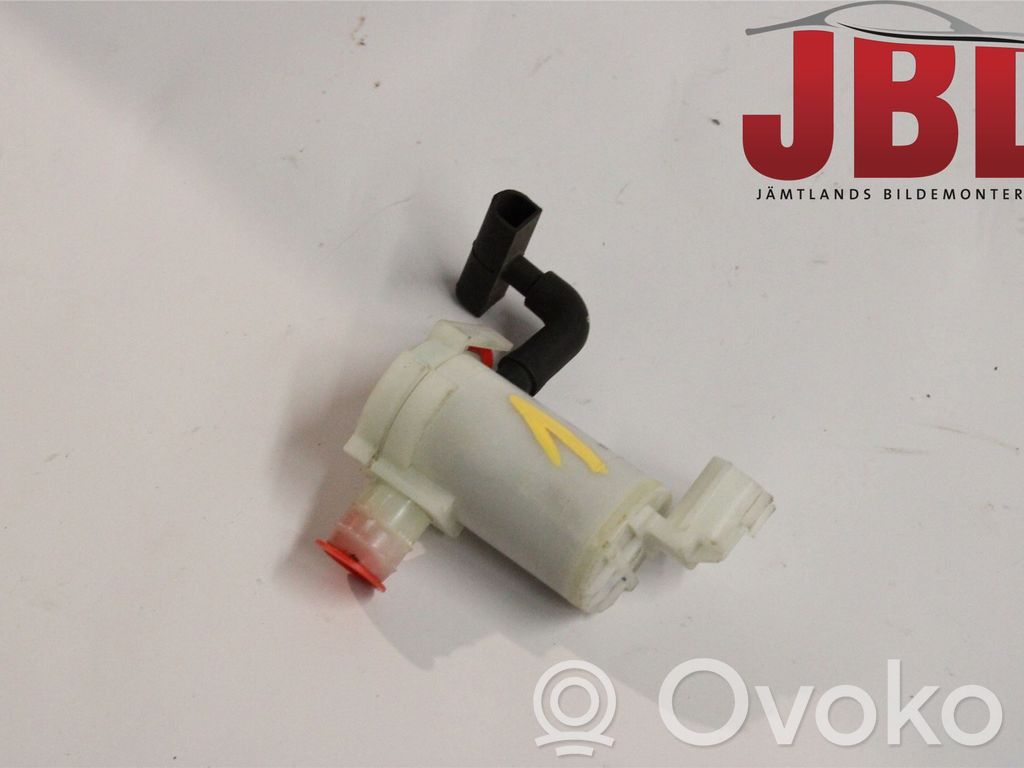 Subaru XV I Windscreen/windshield washer pump 