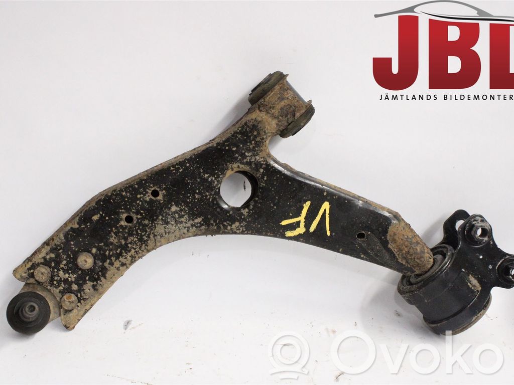 Querlenker Achsschenkel vorne   1570285