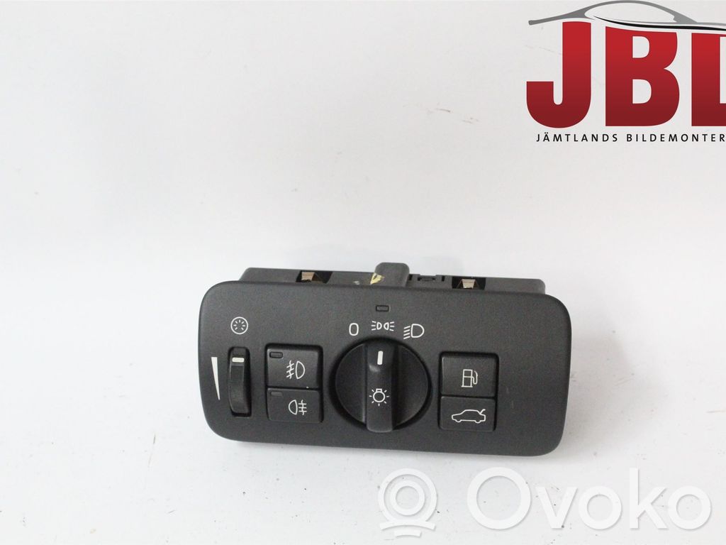 Light switch   31443850,36001867,36001867