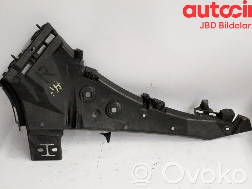 Audi Q7 4M Front bumper foam support bar 