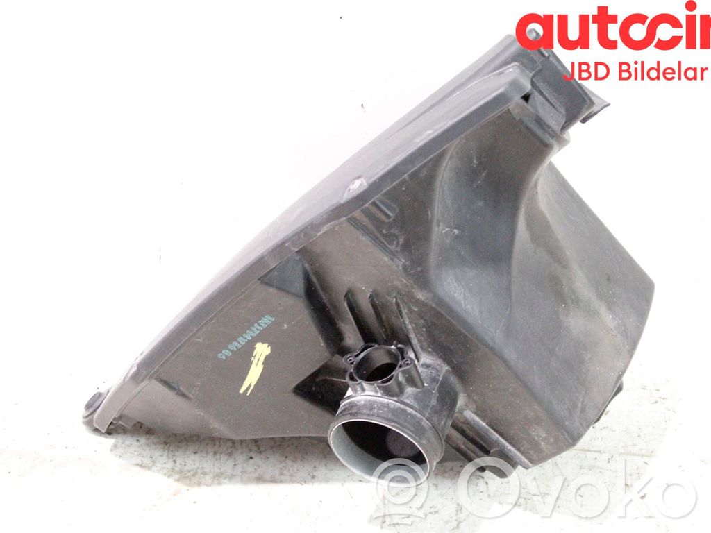 BMW 3 E90 E91 Air filter box 