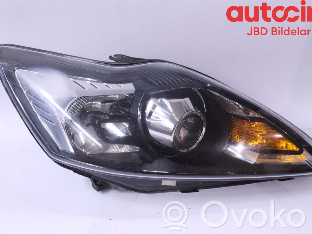 Headlight/headlamp   1744967