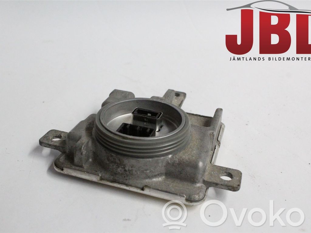 Module d'éclairage LCM   8K0941597E