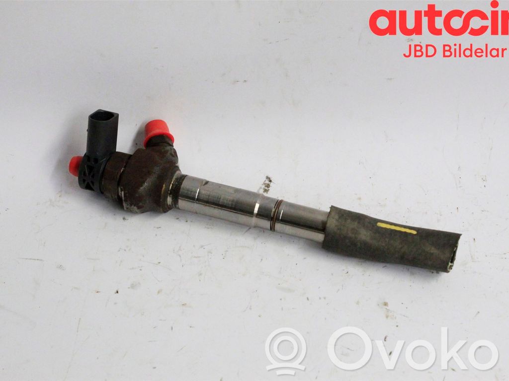 Inyector de combustible   04L130277AC