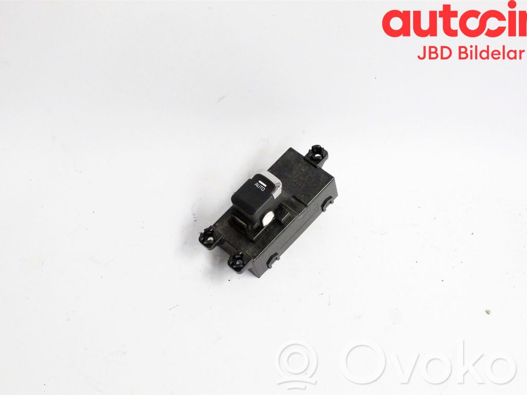 KIA Ceed Interruptor del elevalunas eléctrico 