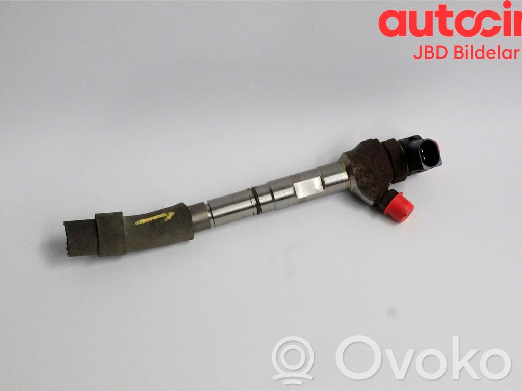 Inyector de combustible   04L130277AC